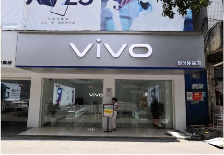 陆良}做一个门店面广告招牌需要多少钱？